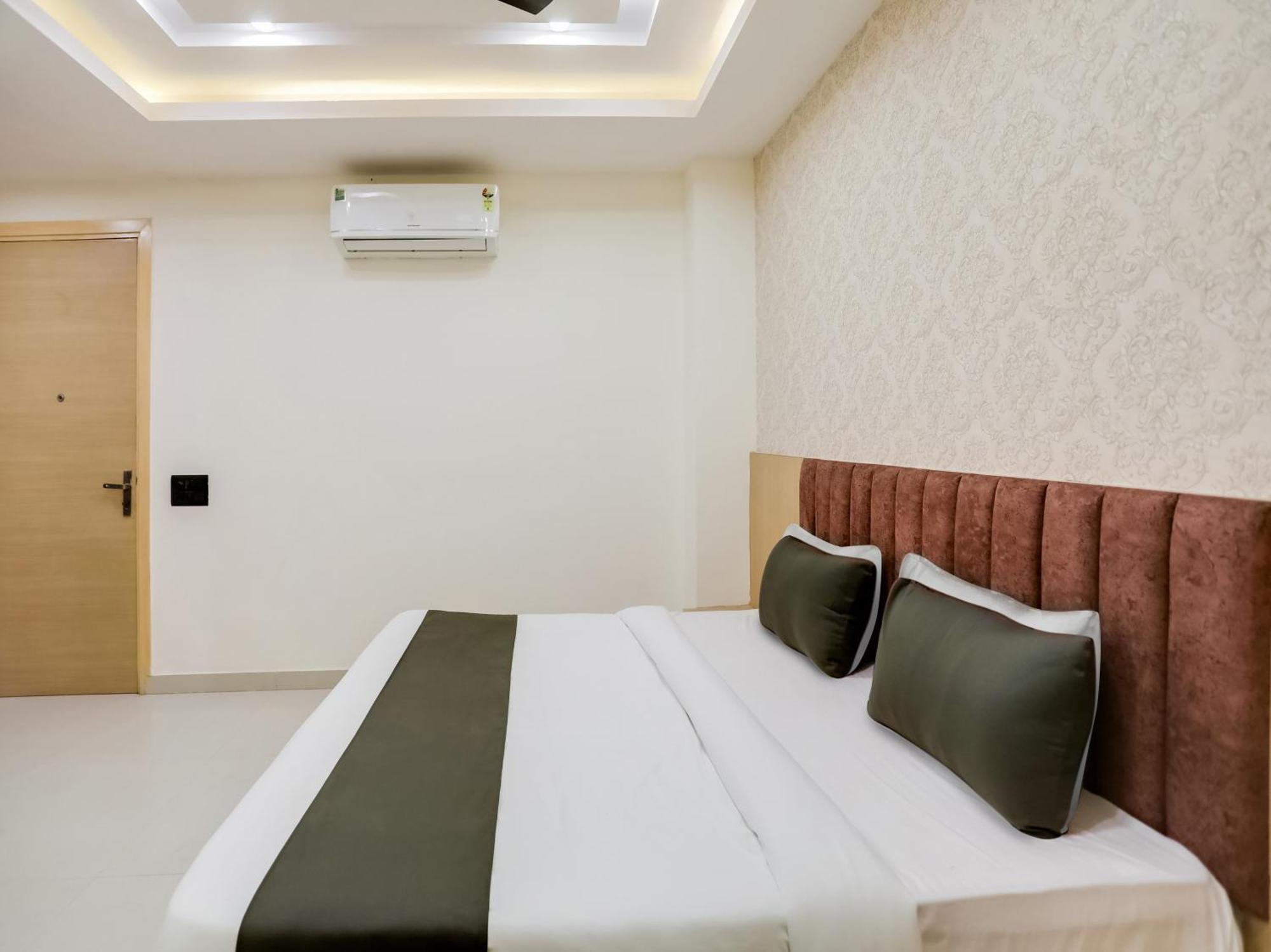 Townhouse Magnolia Corporate Stays Gurgaon Ngoại thất bức ảnh