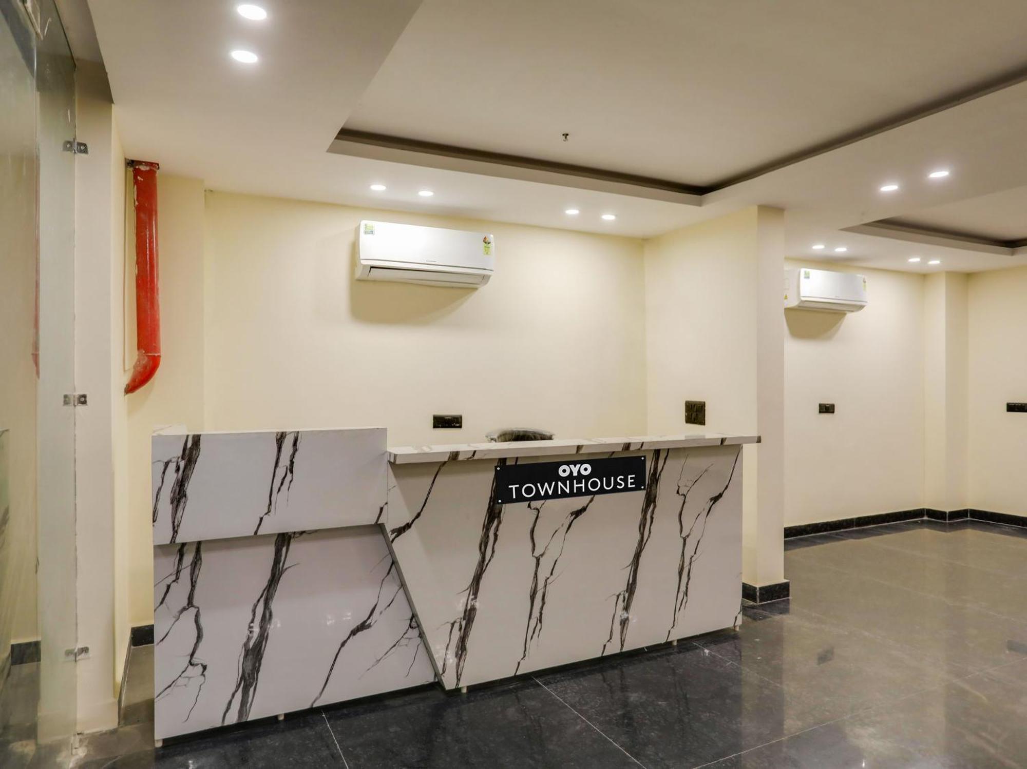 Townhouse Magnolia Corporate Stays Gurgaon Ngoại thất bức ảnh