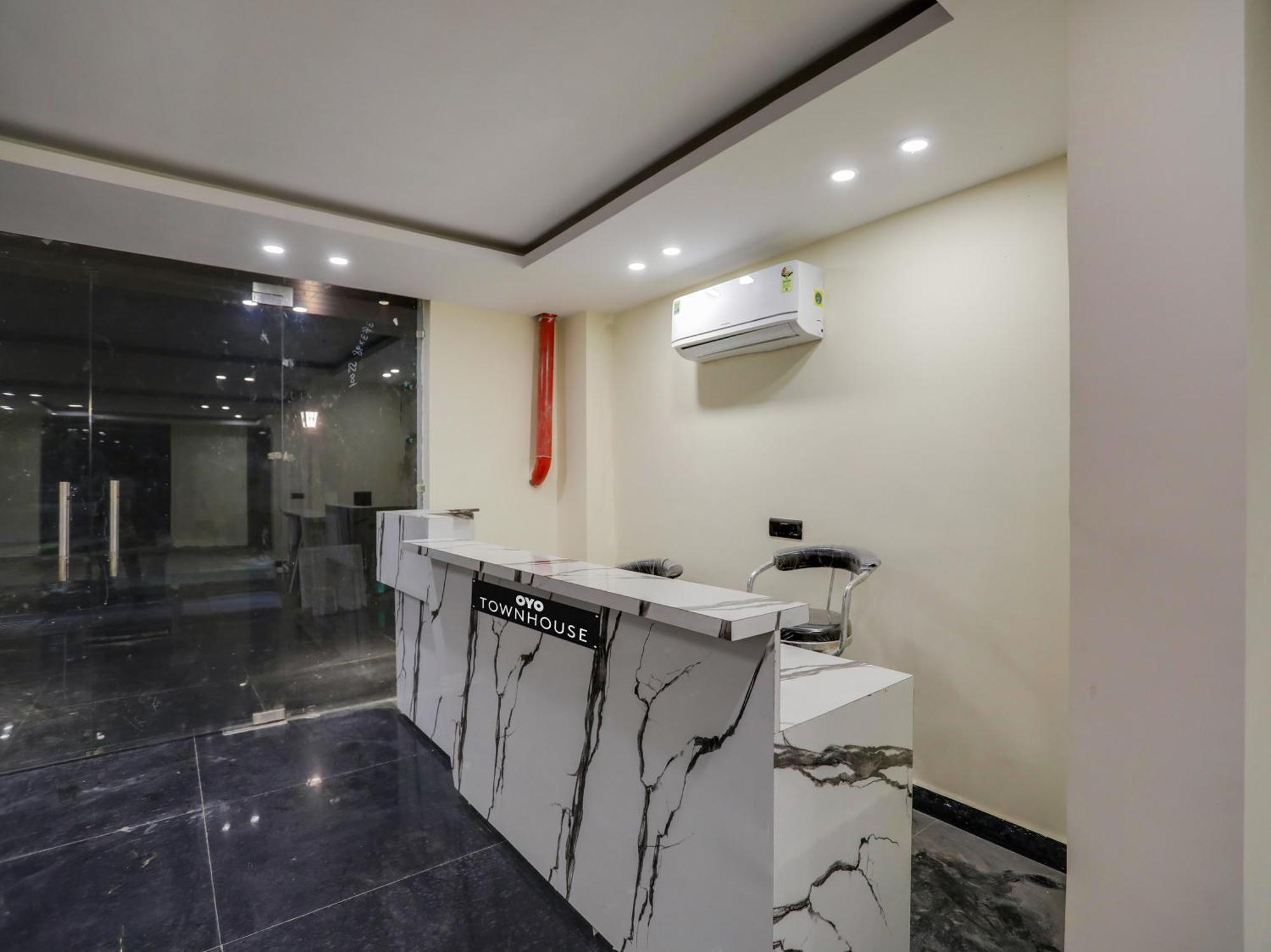 Townhouse Magnolia Corporate Stays Gurgaon Ngoại thất bức ảnh